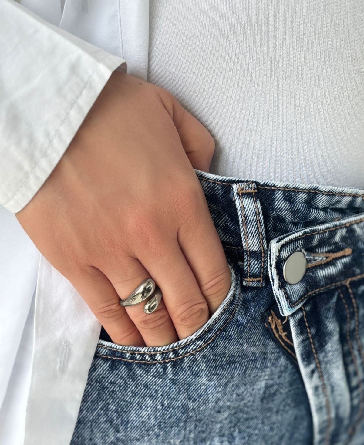 Adornia Tarnish Resistant Silver Plated Overlapping Chunky Bands Ring In Silver
