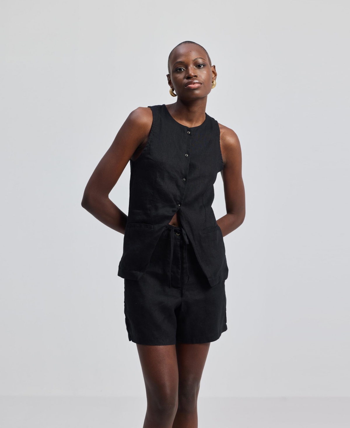 Women's Hemp Shorts in Black - Black