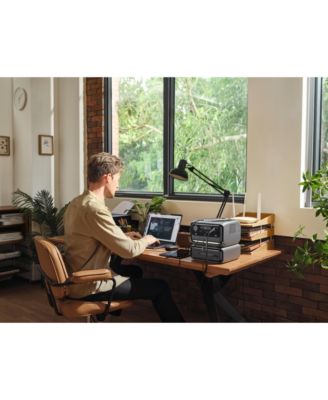 &amp;#x2013; 572Wh River 3 Max Portable Power Station