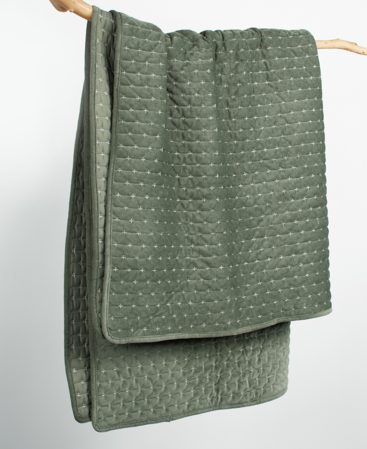 Levtex Velvet Stitch Reversible Quilted Throw, 50" X 60"