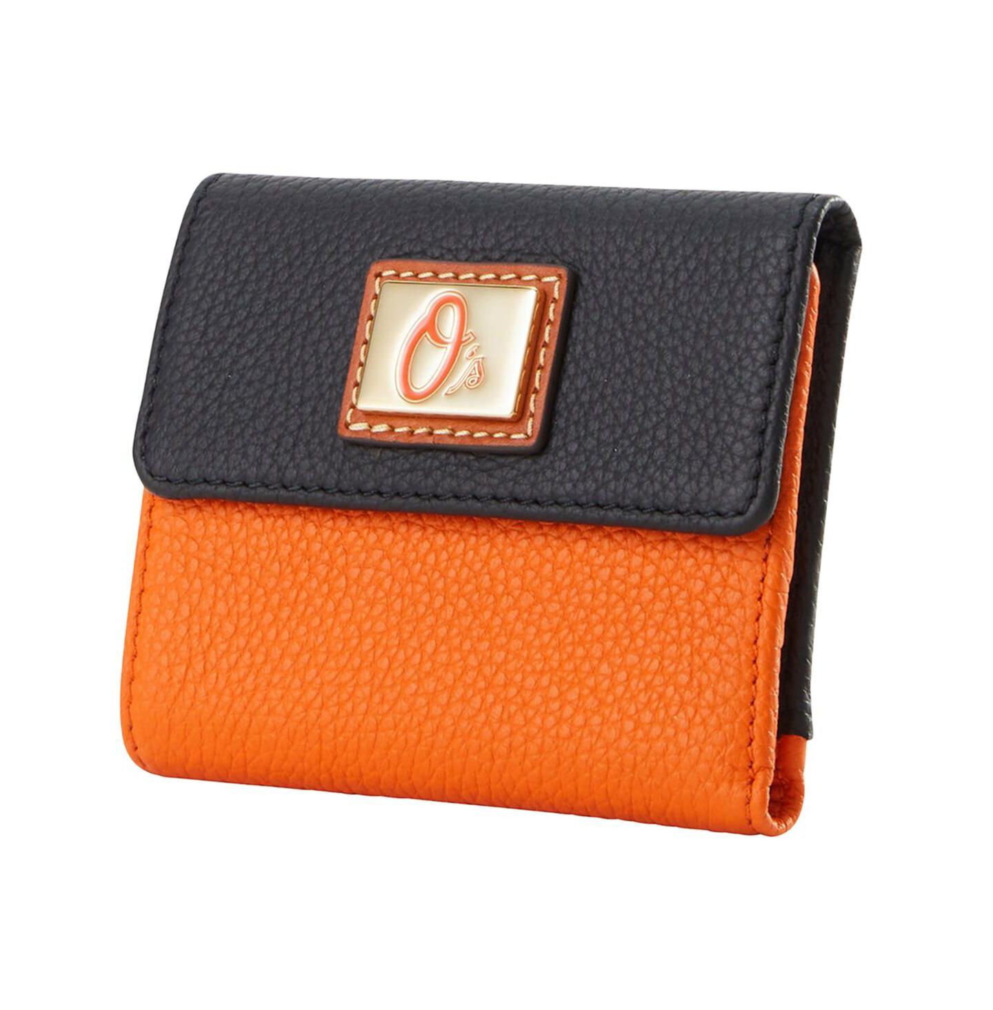 Женский кошелёк Dooney & Bourke Baltimore Orioles Flap Credit Card Wallet — фото 4