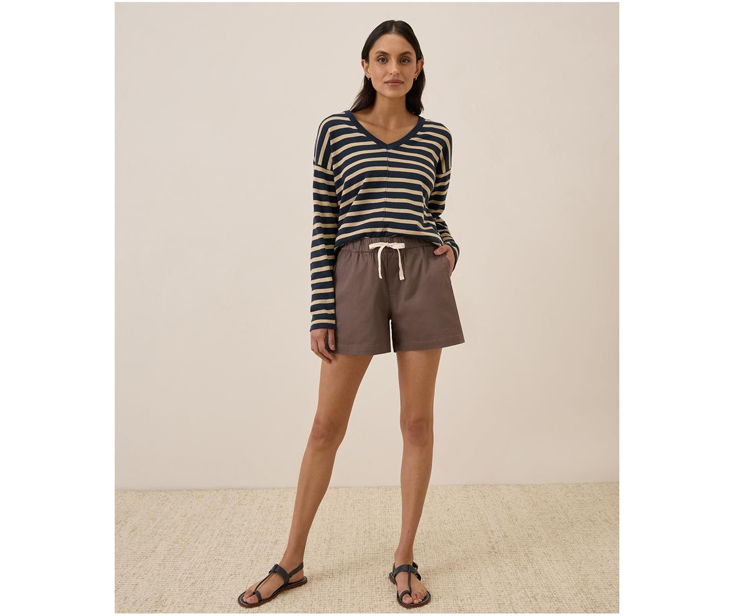Женские шорты Pact Organic Cotton Daily Twill Short, цвет: Глубокий серо-коричневый — фото 2