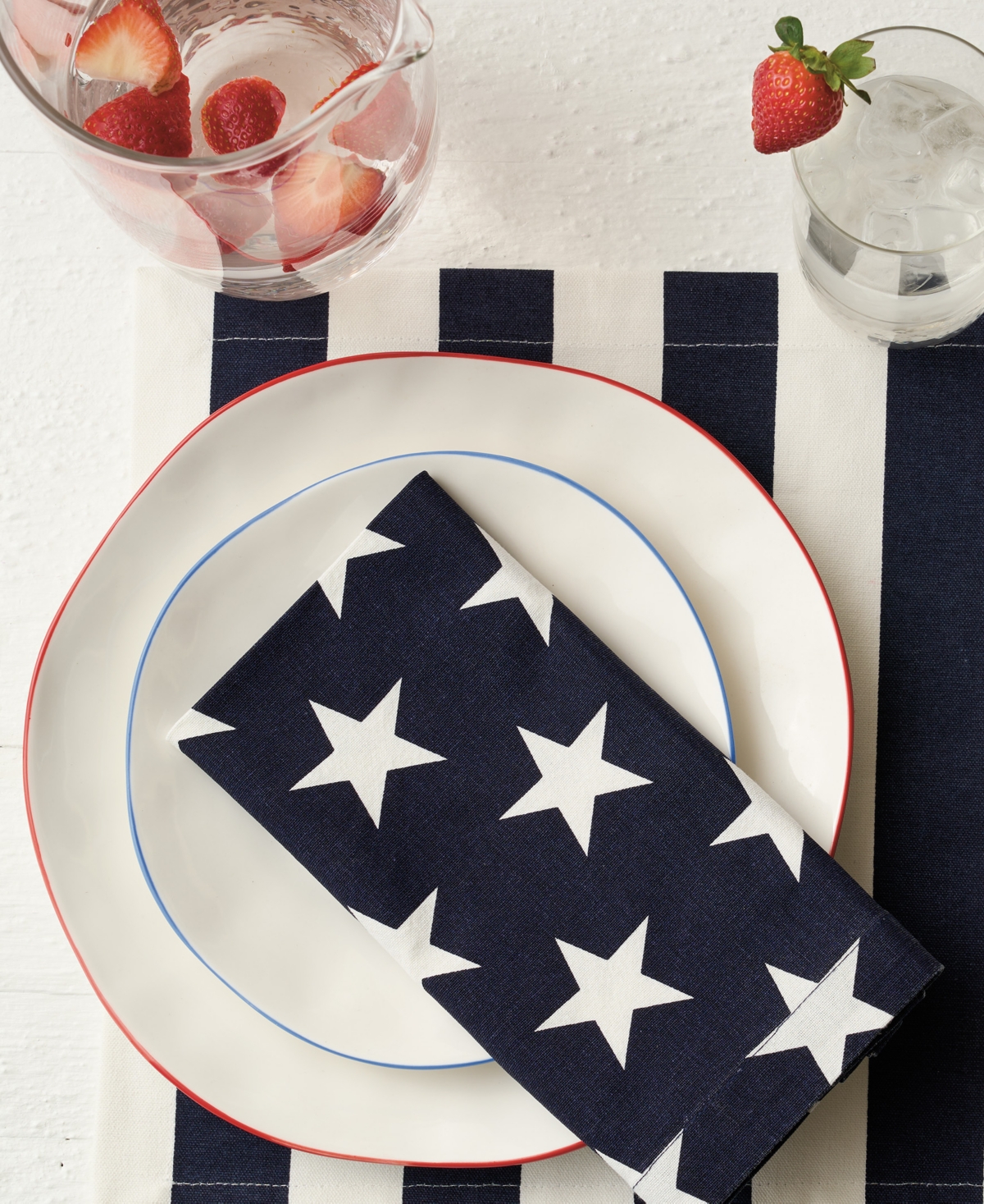 Tableau Star Set Of 4 Napkins, 8.25" X 8.25" In Blue