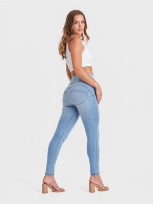 Women's High-Rise Snug Sculpting Skinny Jeans