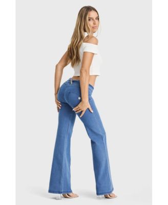 Women's Belted Low-Rise Sculpting Flare Jeans