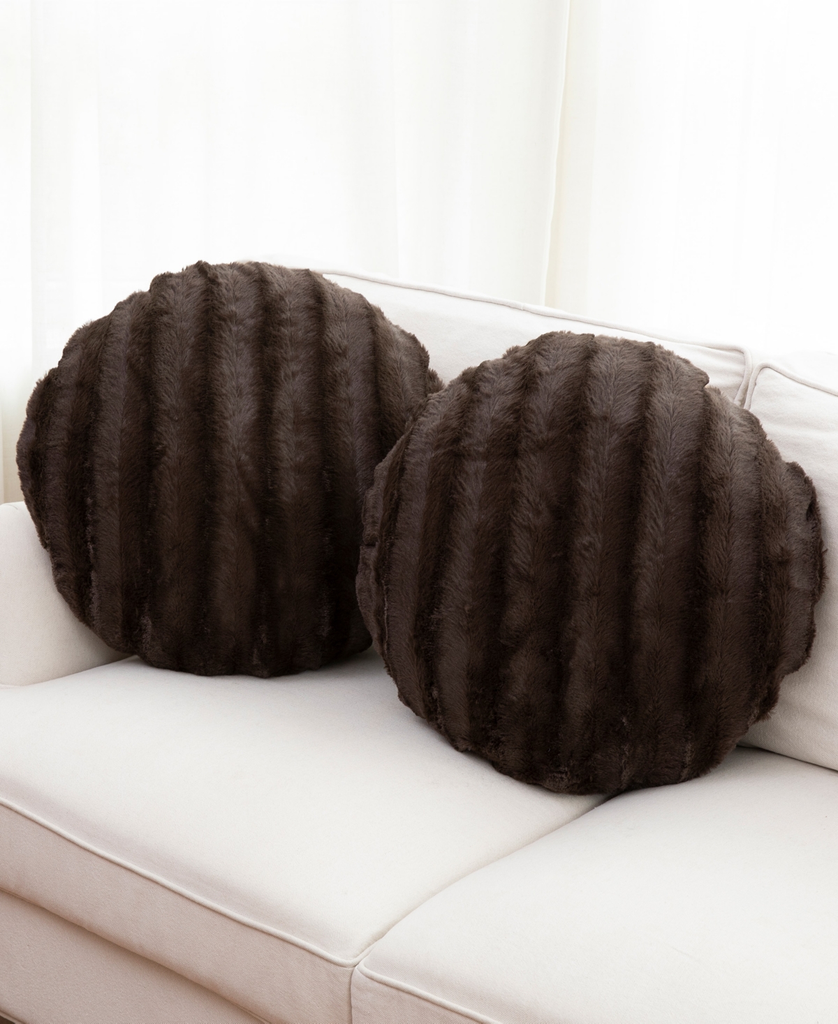 Cheer Collection Decorative Round Pillow Set, 18" X 18" In Brown