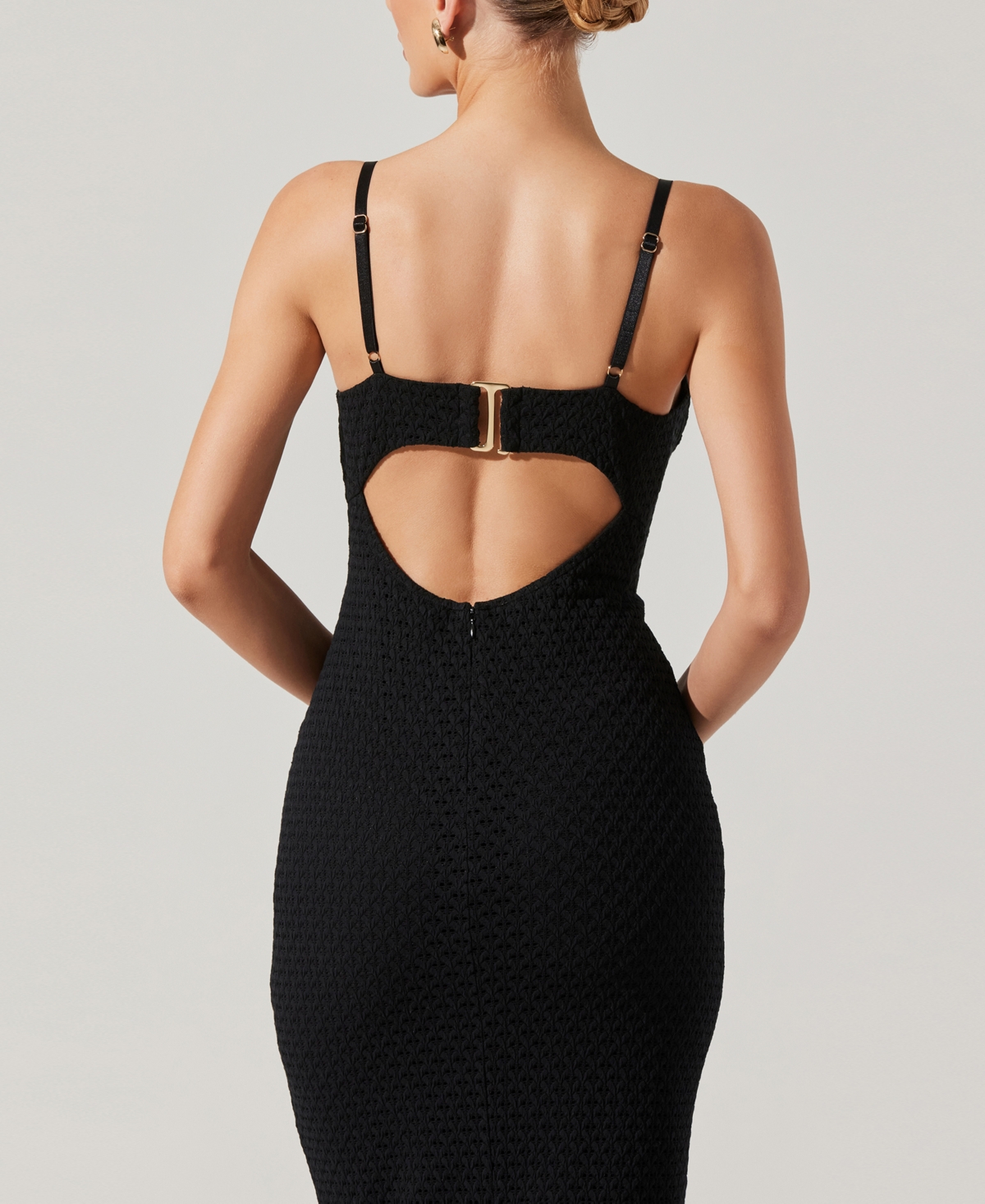 Astr Jayde Midi Dress In Black In Black