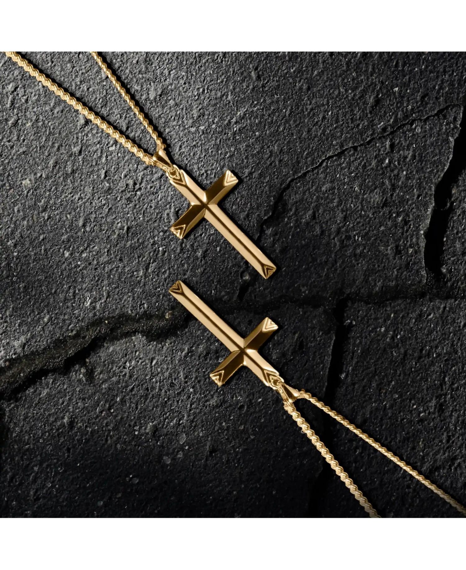 Men's Gold Cross Pendant Necklace with 21" Curb Chain