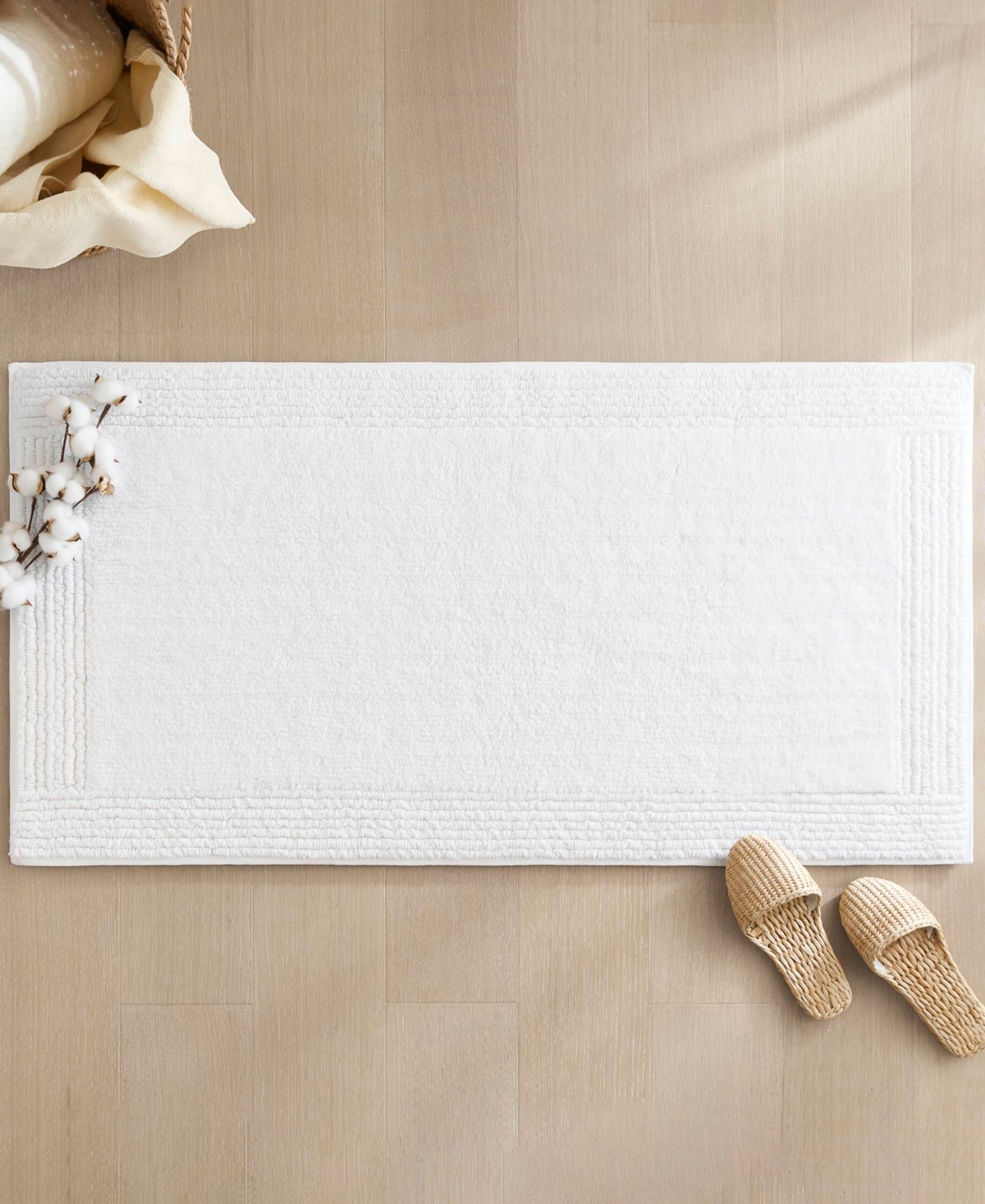 Madison Park Signature Splendor Reversible Tufted Cotton Bath Rug, 17" X 24"