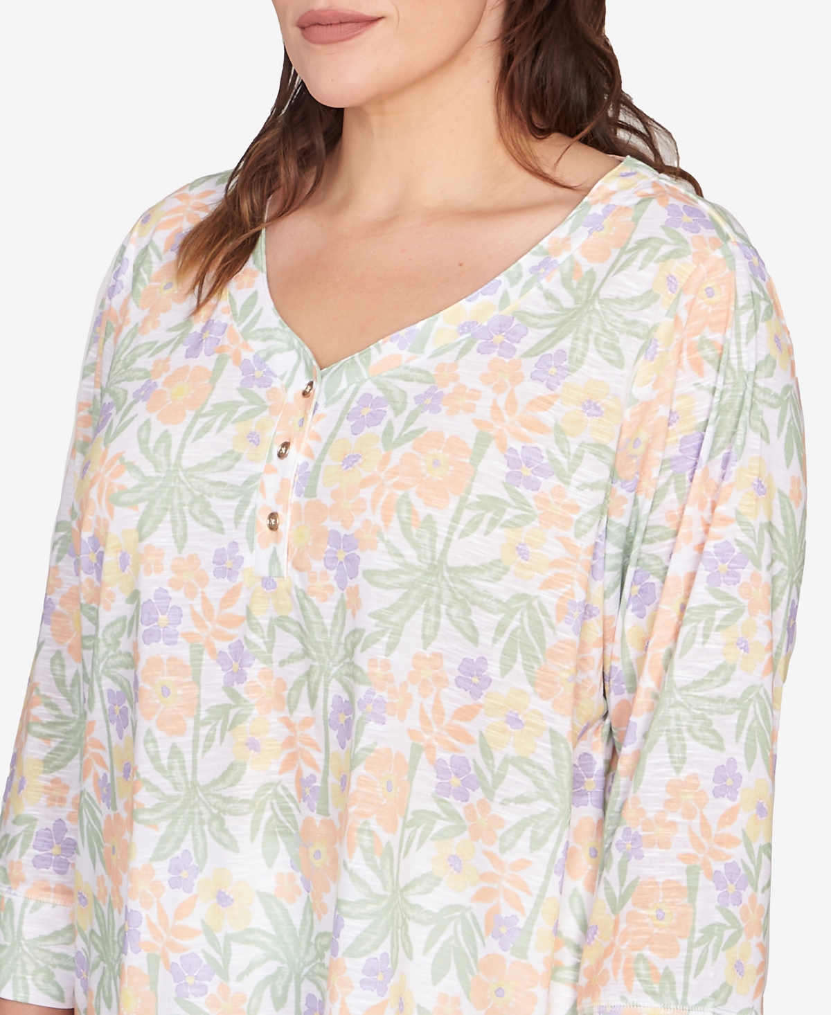 Hearts Of Palm Plus Size Three Quarter Sleeve Drawstring Top In Light Green Multi