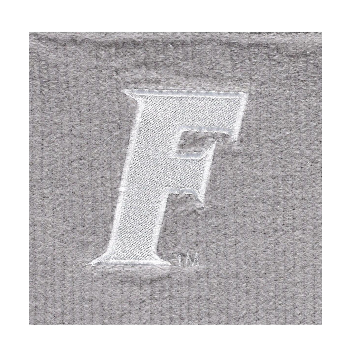 Женские куртки Gameday Couture Gray Distressed Florida Gators Vintage-Like Wash Corduroy Full-Snap Hooded Shacket — фото 5