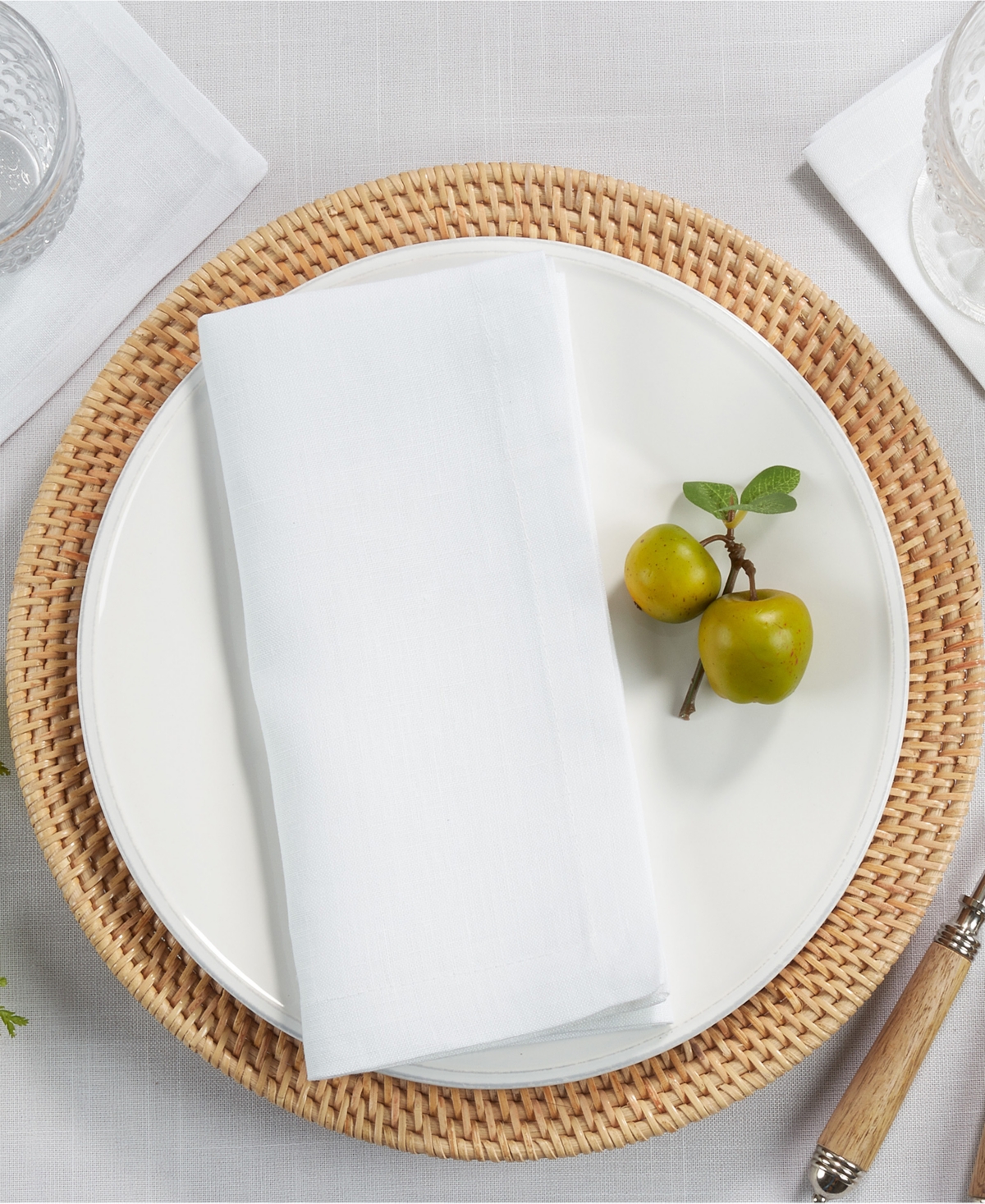 Saro Lifestyle Pure Linen Tea Napkins, 10" X 10" In White
