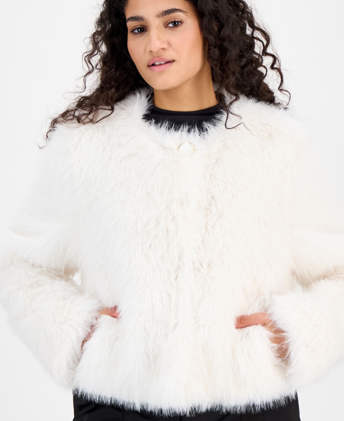 Cece Women's Collarless Short Faux-fur Coat In White