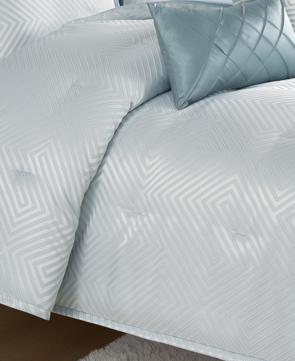Waterford Houston 3-pc. Comforter Set, Queen