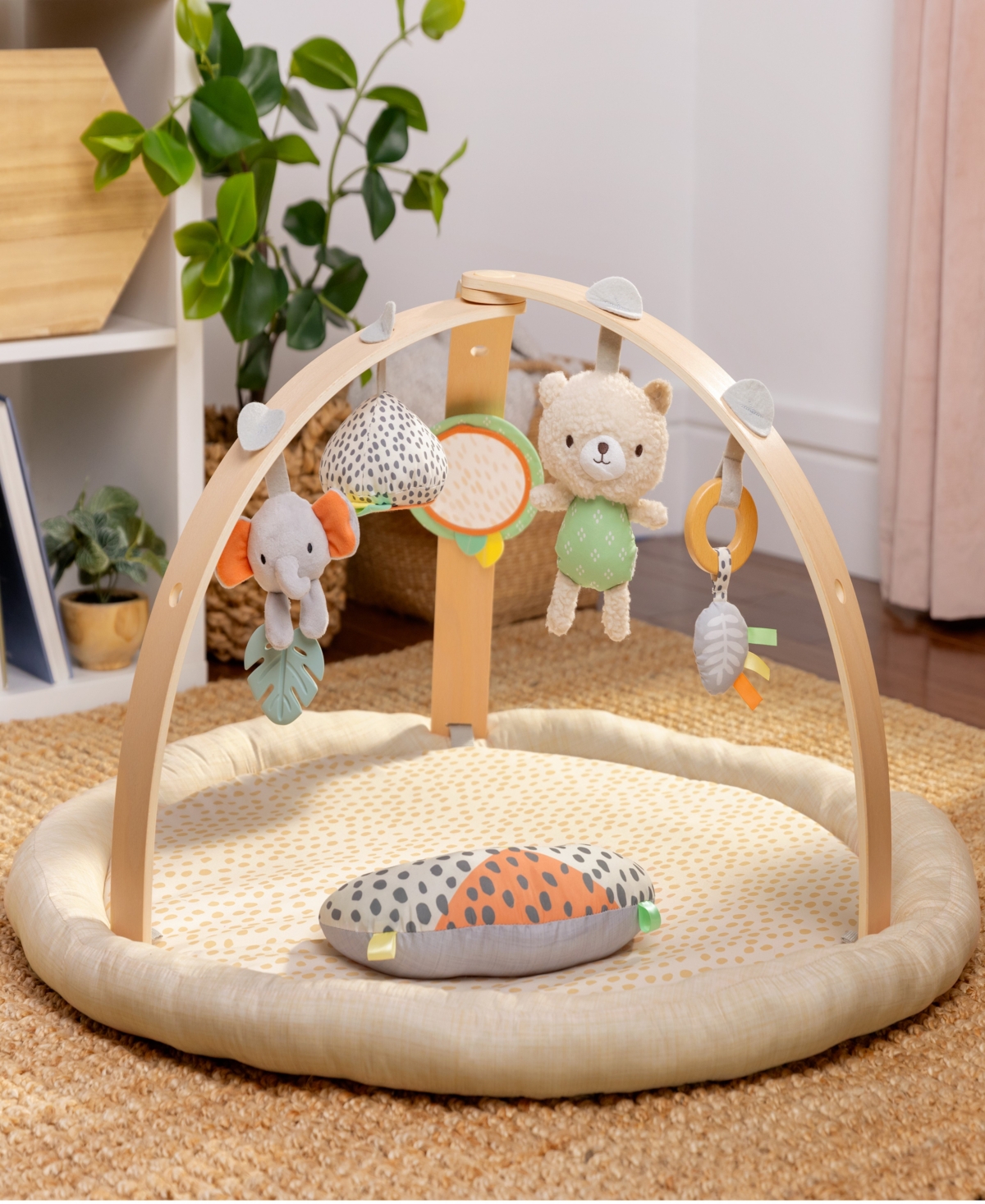Ingenuity Baby Every Season Plush Lambswool Play Gym