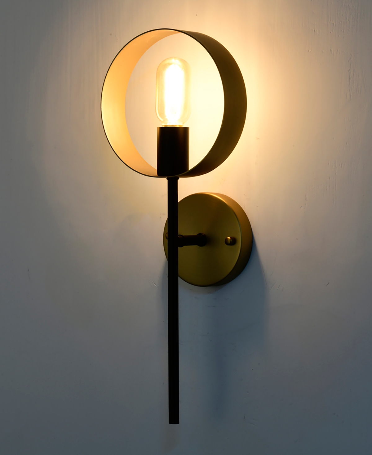 Home Accessories 7" Yasmin 1-light Indoor Wall Sconce
