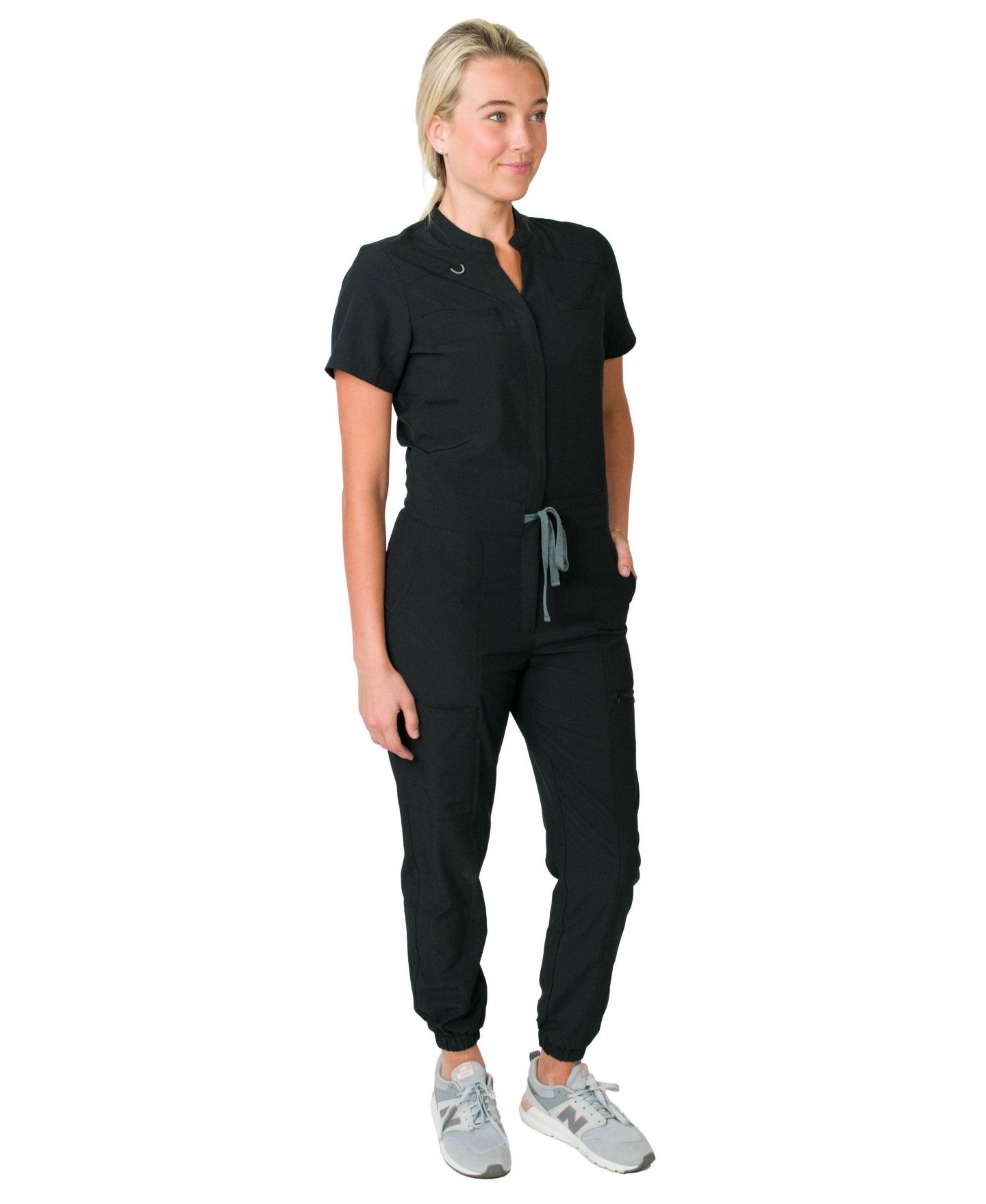 Женский комбинезон Medgear Scrubs Jumpsuit with 8 Pockets, цвет: Чёрный — фото 4