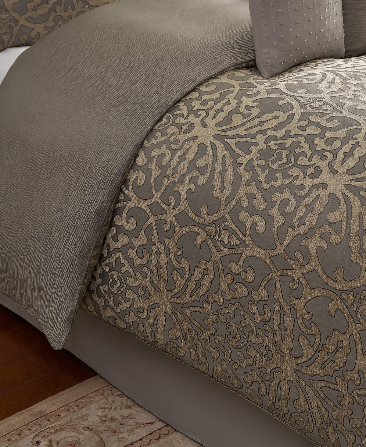 Waterford Clancy Jacquard 8-Pc. Comforter Set