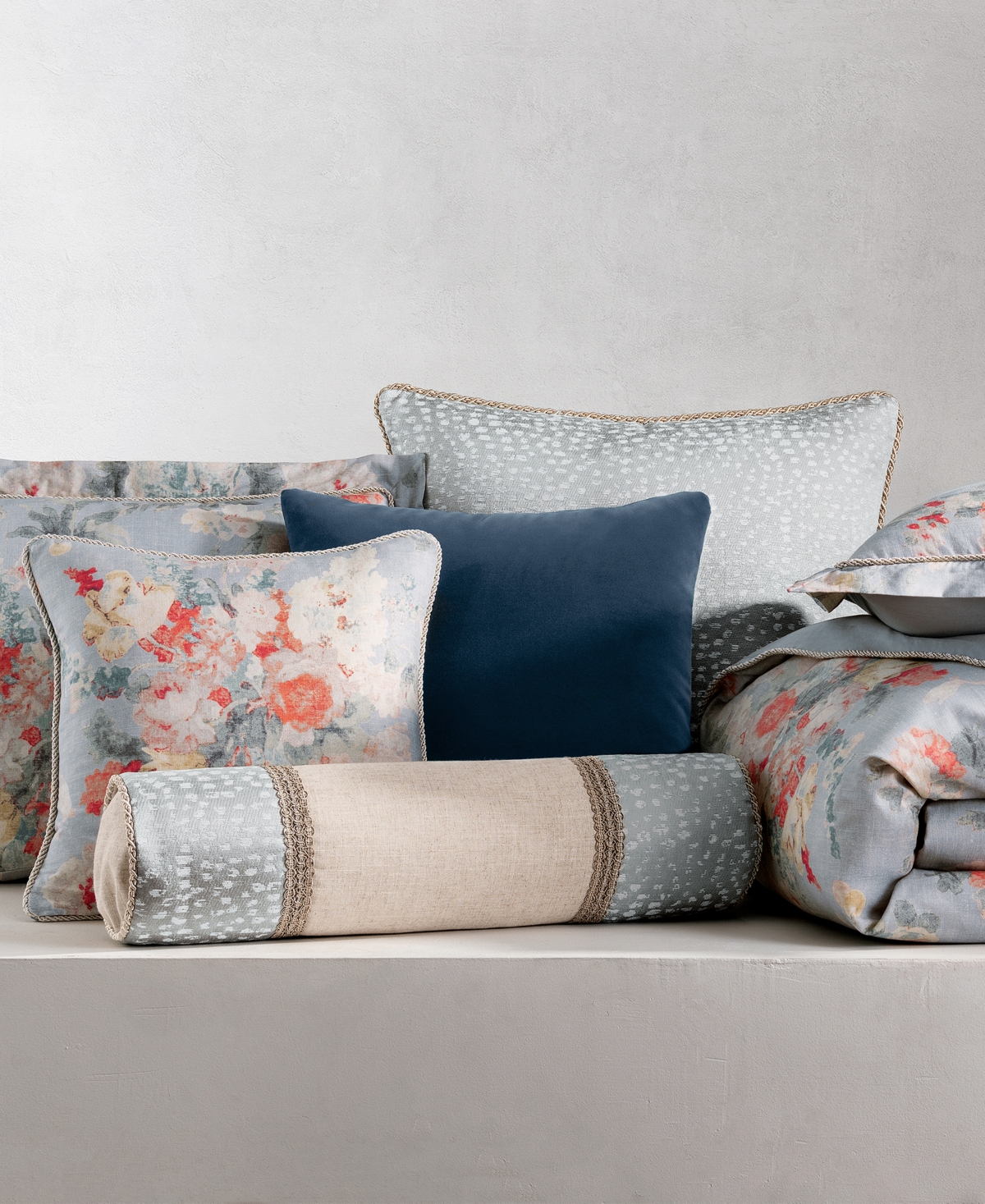 Rose Tree Penelope Velvet Decorative Pillow, 20" X 20"
