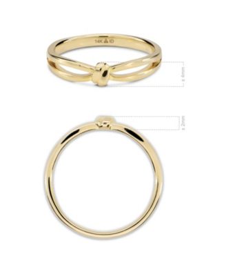 Love Knot Ring in 14K Gold, Size 9, approx. 2.5 grams.
