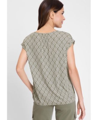 Women's Sleeveless Ornamental T-Shirt