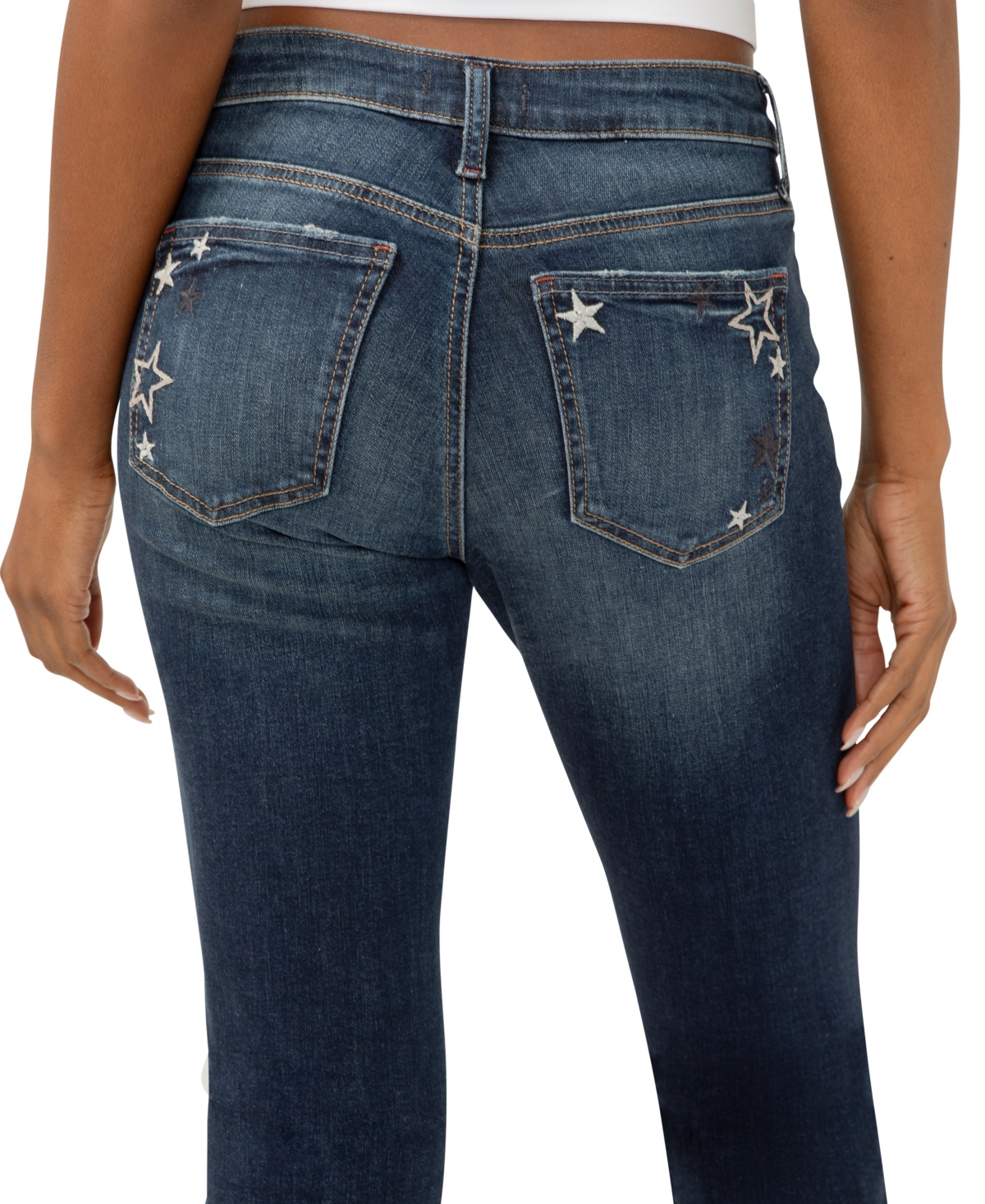 Silver Jeans Co. Women's Elyse Mid Rise Comfort Fit Capri Jeans