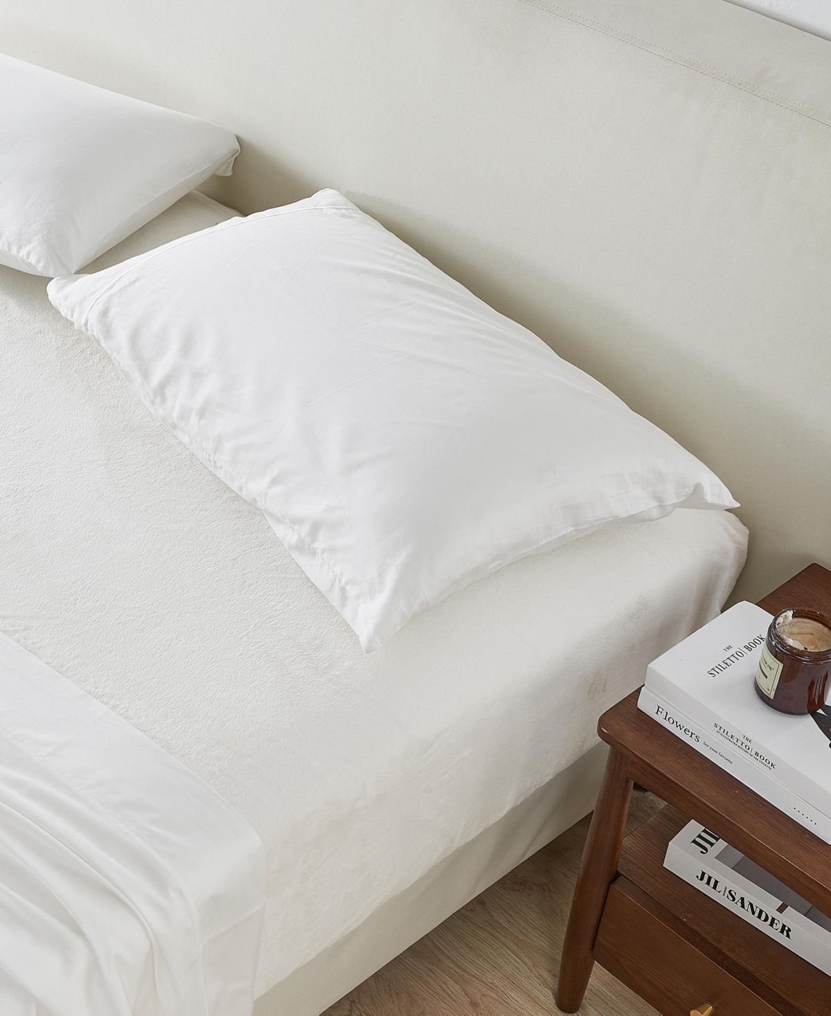 Linery & Co. Soft & Plush Velvet Single Fitted Sheet