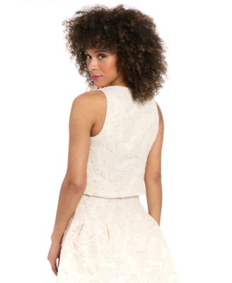 Women's Textured-Rose Sleeveless Top