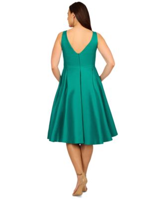 Plus Size Sleeveless Pleated Dress