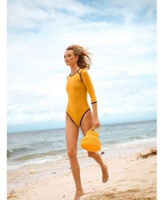 PETITE NAGA Macrame Vessel Basket Bag in Butter Yellow