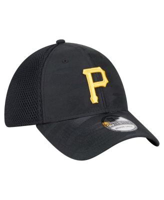 Men's Black Pittsburgh Pirates Subtle Camo 39THIRTY Flex Hat