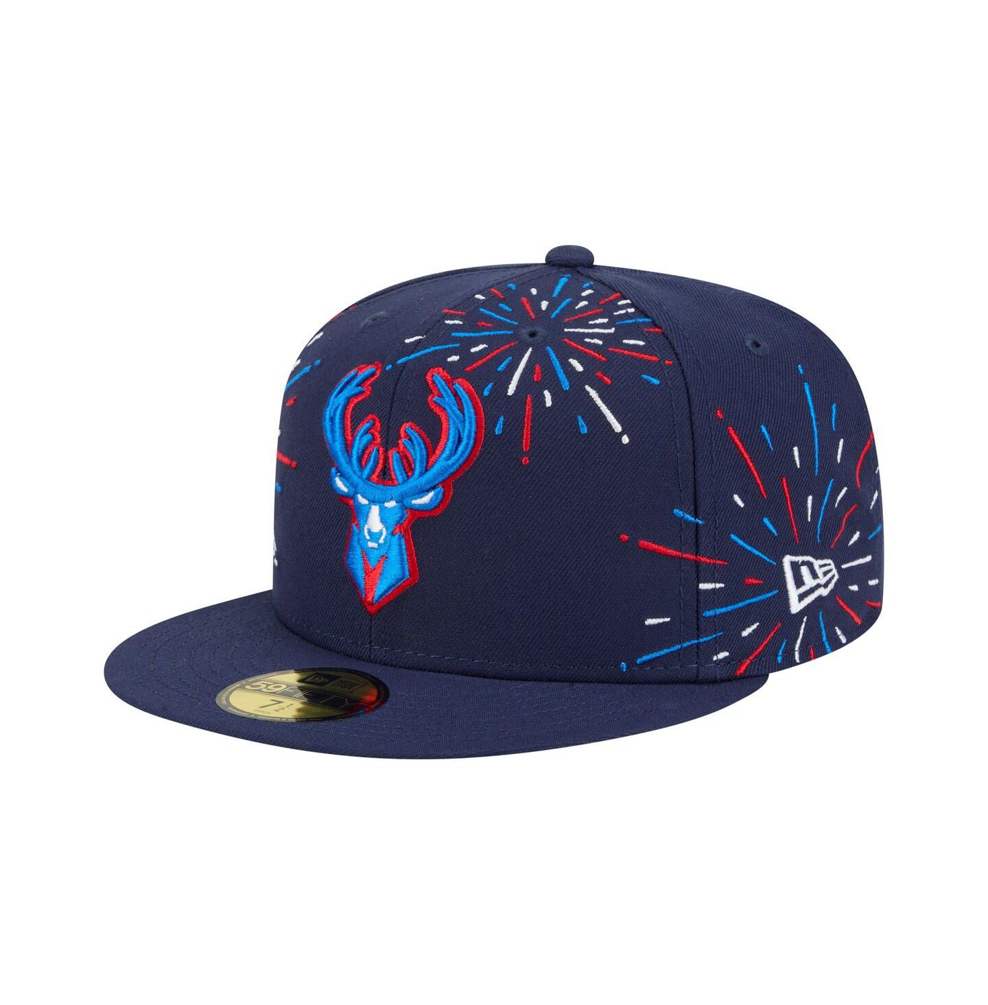 Мужская кепка New Era Navy Milwaukee Bucks Americana Fireworks 59FIFTY Fitted Hat — фото 1