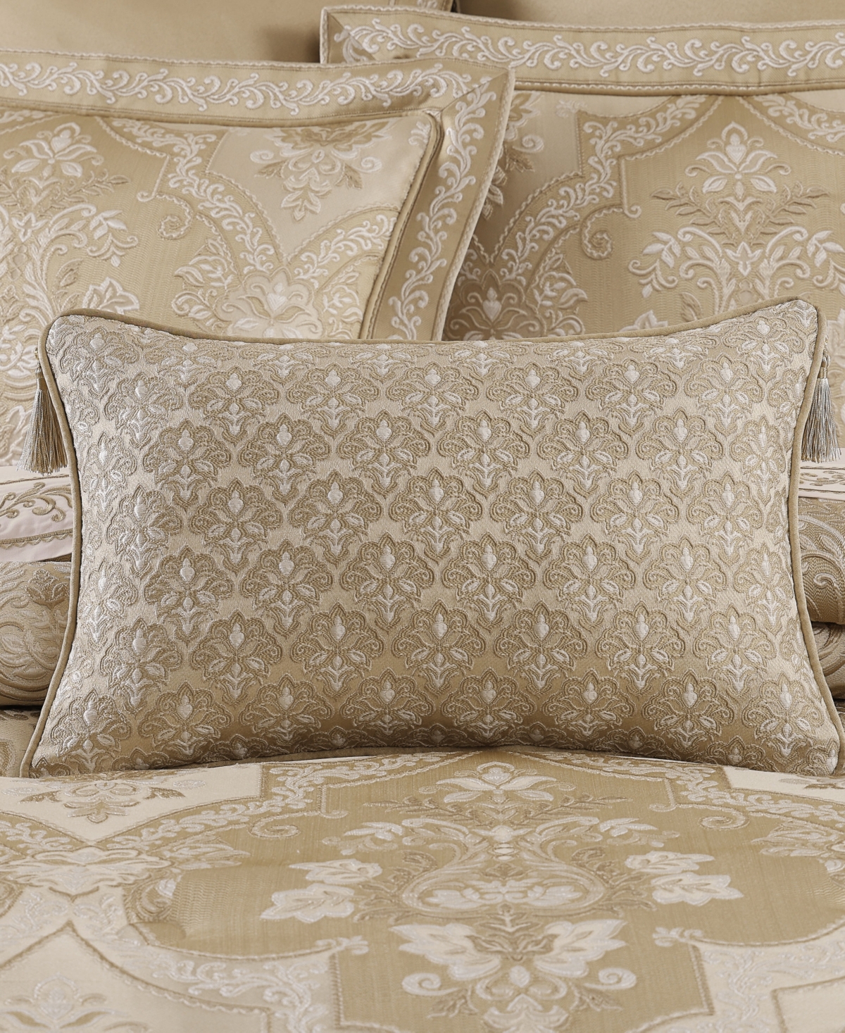 J Queen New York Sondra Boudoir Decorative Pillow, 14" X 21"