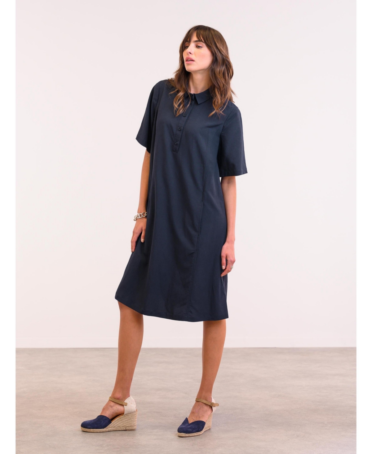Women's Short Sleeve Swing Dress - Dark navy