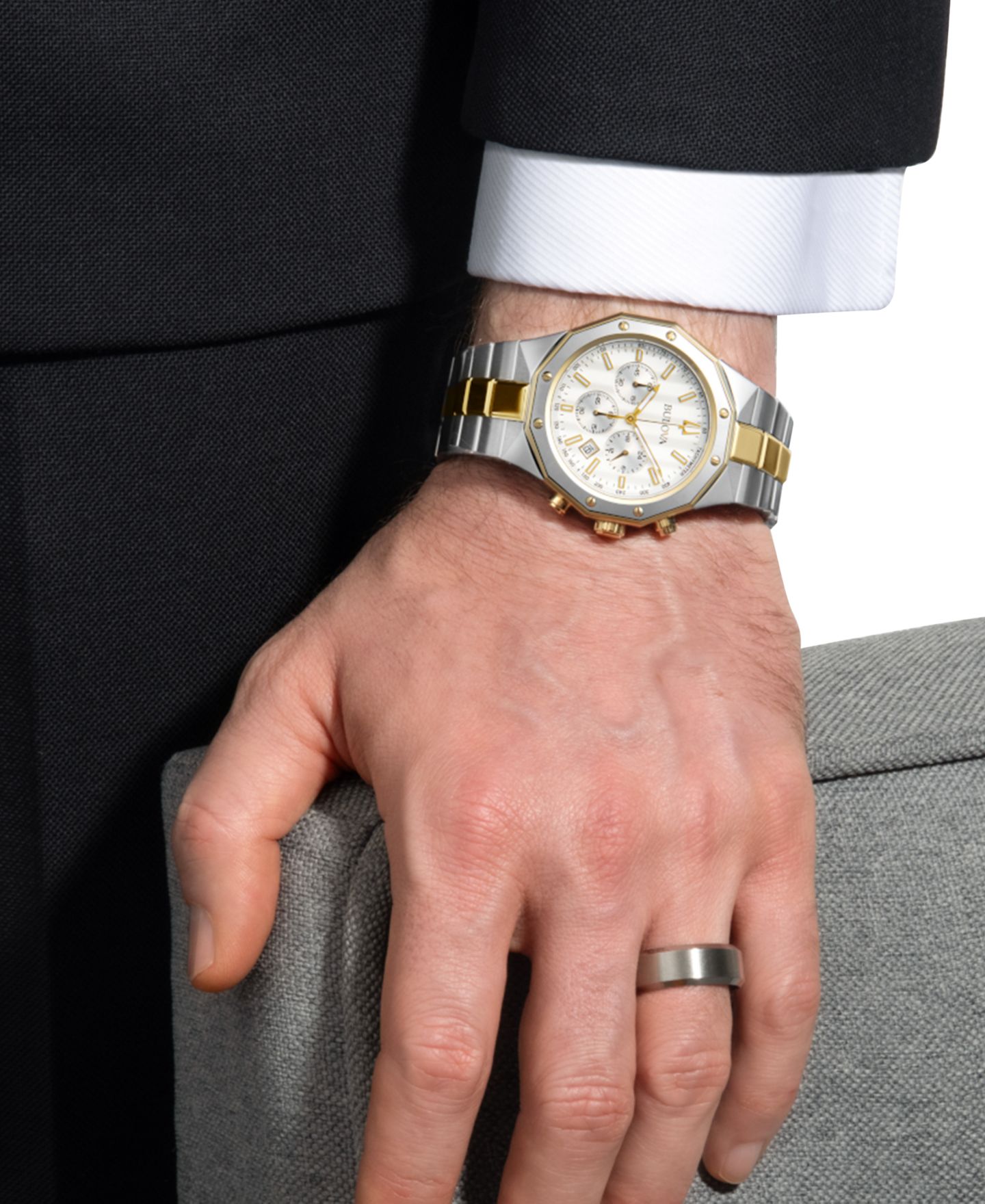 Мужские часы Bulova Prestige Chronograph Two-Tone Stainless Steel Bracelet Watch 40mm — фото 3