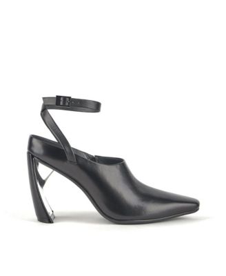 United Nude