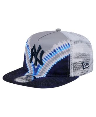 New Era - Men's  New York Yankees Tie-Dye Golfer Trucker Adjustable Hat