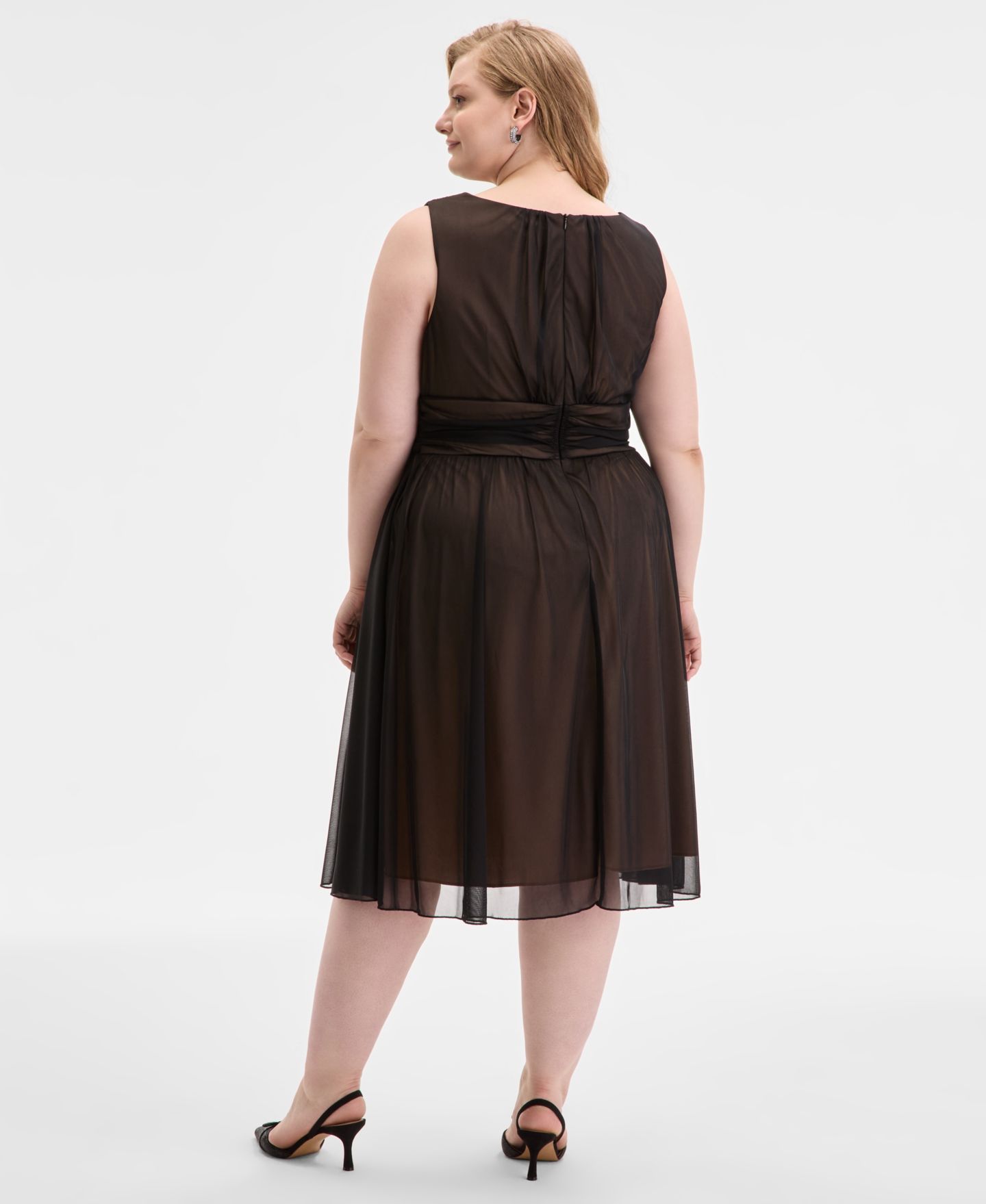 Женское платье Connected Plus Size Sleeveless Chiffon Midi, цвет: Тёмно-синий розовато-лиловый — фото 7