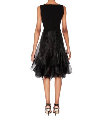 Women's V-Neck Sleeveless Fit & Flare Dress