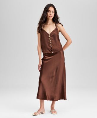 Women's Embroidered Scallop-Trim Camisole Top