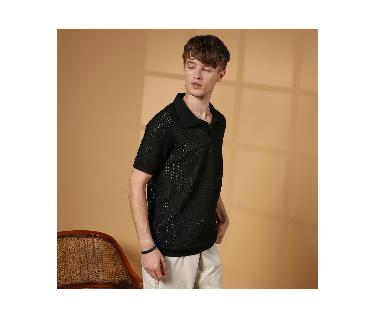 Мужская футболка Cahoot Campus Sutra Raven Black Textured-Knit Polo, цвет: Чёрный — фото 4