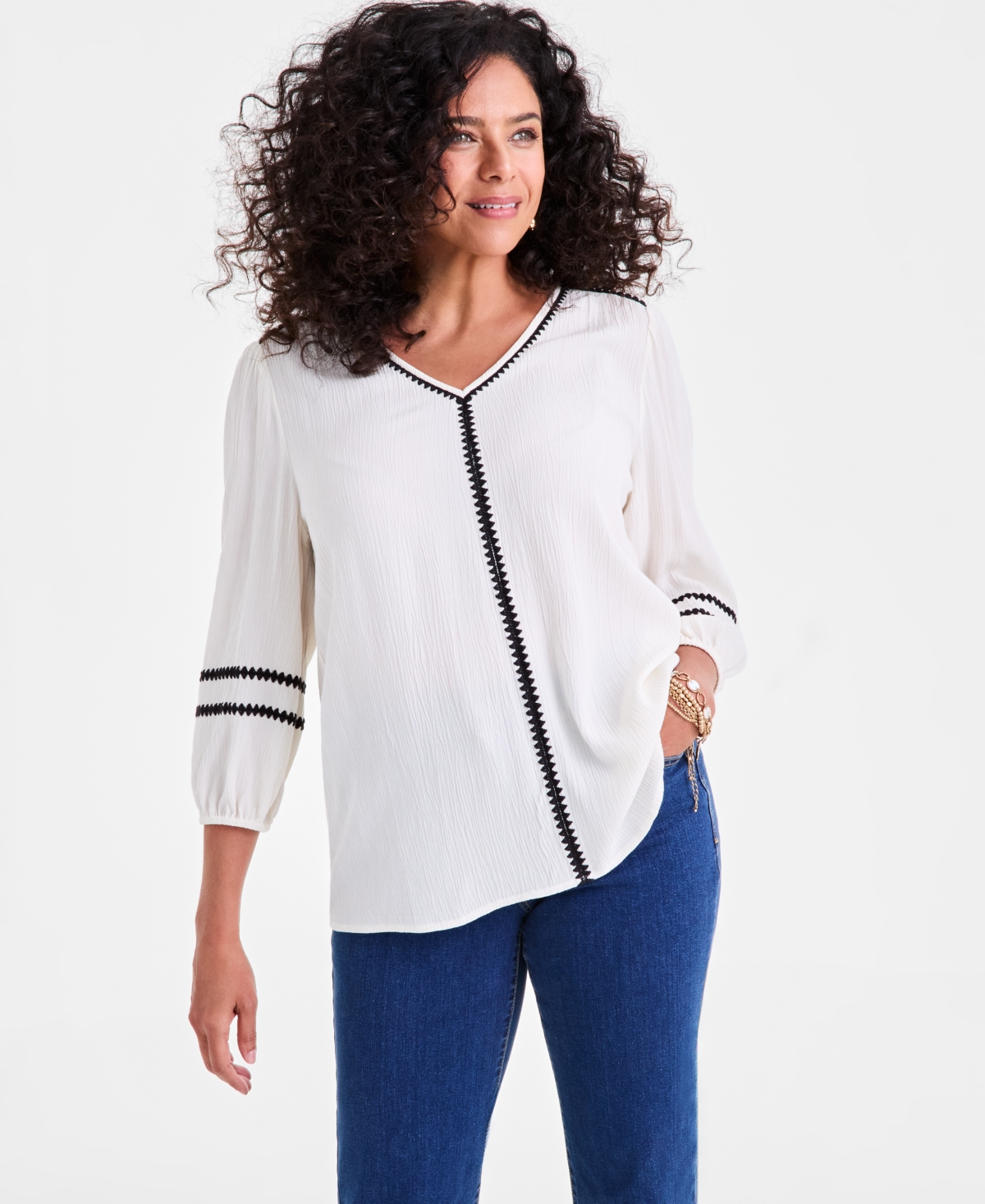 Women's V-Neck Contrast-Trim 3/4-Sleeve Blouse, Exclusively at Macy's - Monaco Rose