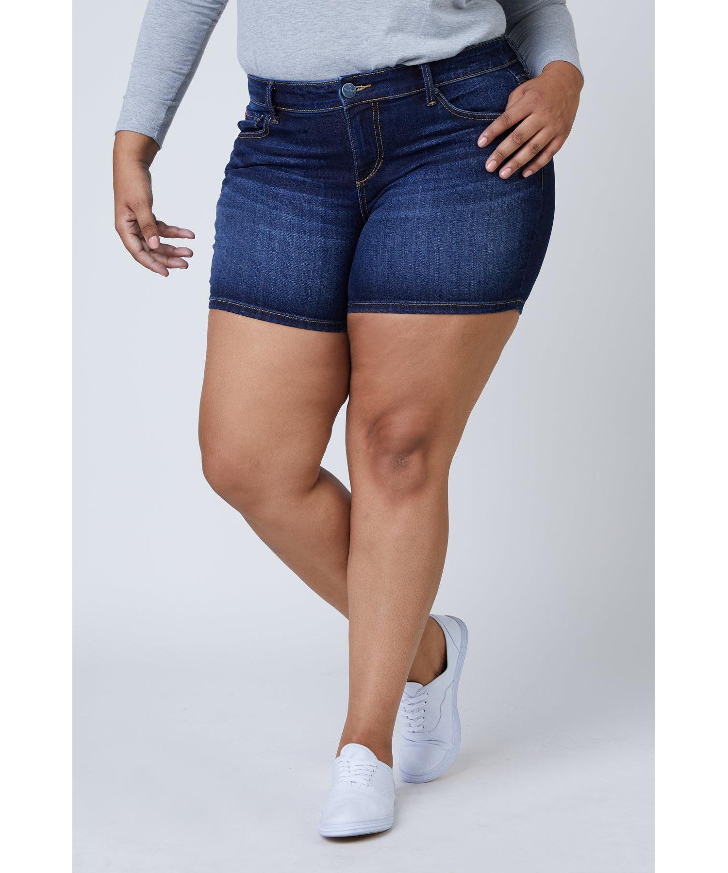 Plus Size Denim Shorts in 5.5" inseam - Sasa
