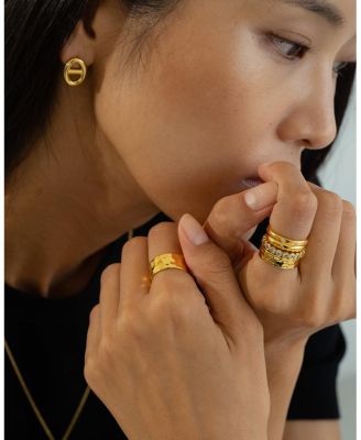 Sterling Silver 18k Gold Plated Erin Circle Necklace & Stud Earrings Set