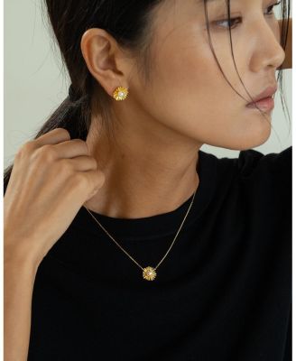 Sterling Silver 18k Gold Plated Flora Culture Pearl Necklace & Stud Earrings Set