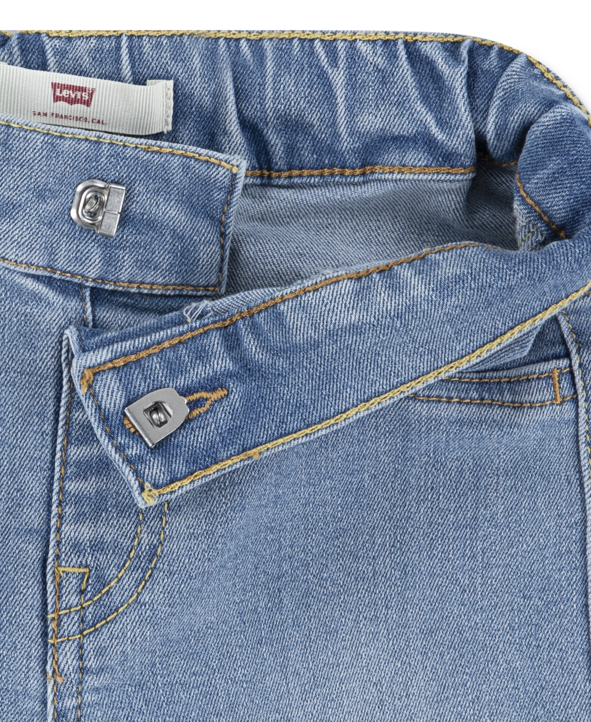 Levi's Toddler Boys 2-Piece Baseball T-Shirt and Jeans Set