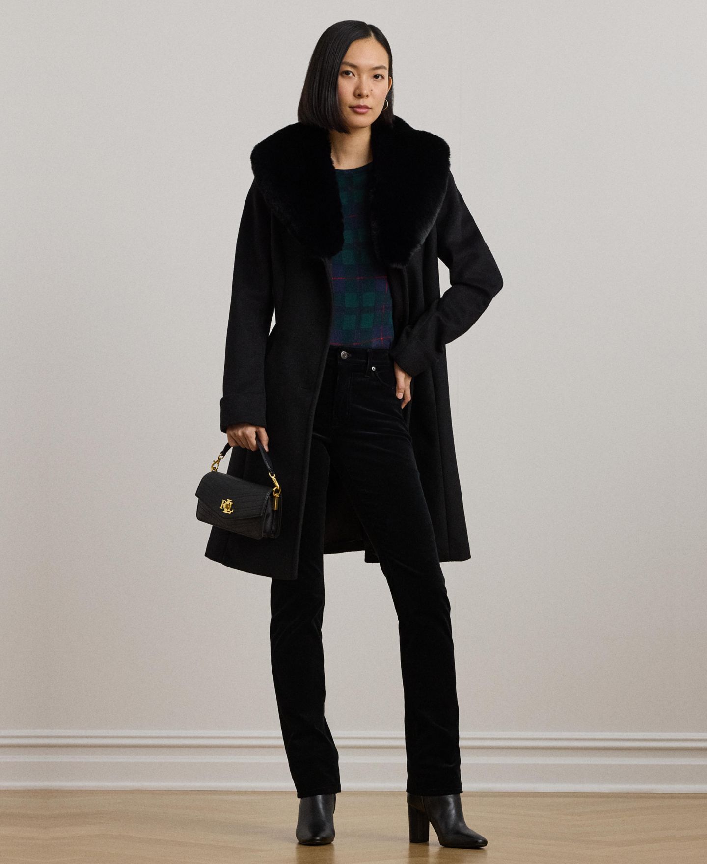 Женское пальто Lauren Ralph Lauren Icon Faux-Fur Collar Walker Coat, Created for Macy's, цвет: Чёрный — фото 2