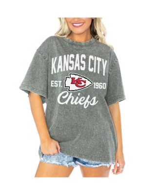 Gameday Couture - Women's Gray Kansas City Chiefs Tackle Titan Boyfriend Washed T-Shirt