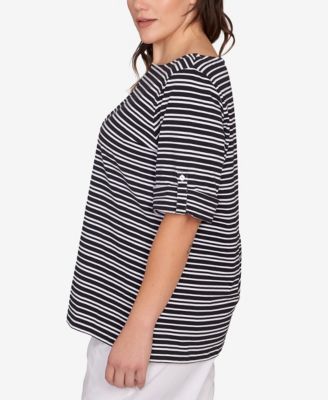 Plus Size Variegated Stripe Knit Top