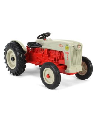 1/16 Ford 640 Tractor with FFA Logo